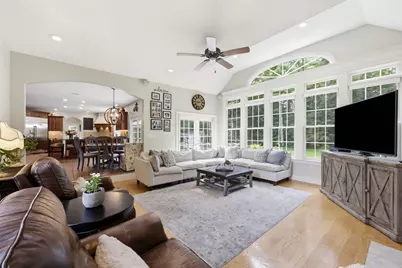 8 Lexington Circle, Southwick, MA 01077 - Photo 21