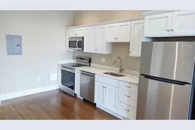 387 Beacon St #6, Boston, MA 02116 - Photo 13
