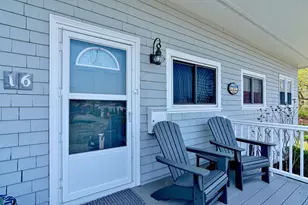 16 Warwick Rd, Gloucester, MA 01930 - Photo 3
