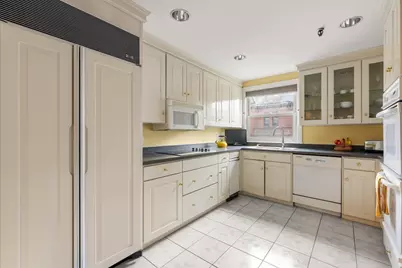 20 Gloucester St #3, Boston, MA 02115 - Photo 9