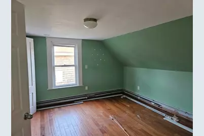 89 Friend St, Gloucester, MA 01930 - Photo 11