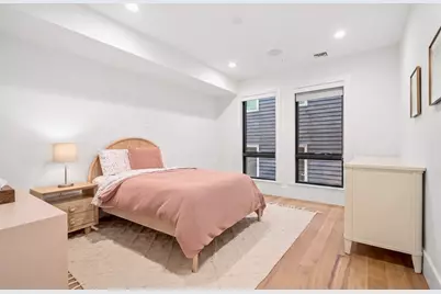 377 W 1st St #3, Boston, MA 02127 - Photo 21