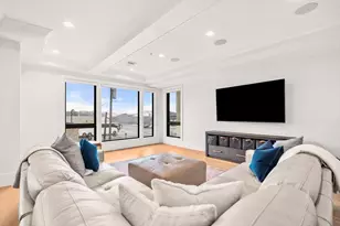 377 W First St, Boston, MA 02127 - Photo 11