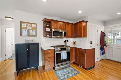 110 Poplar St. #2, Watertown, MA 02472 - Photo 9