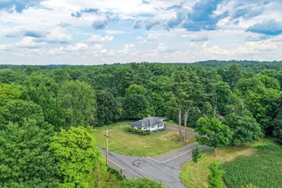 195 Woodbridge St, South Hadley, MA 01075 - Photo 27