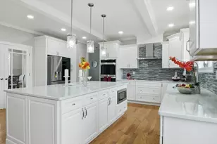 1 A Farmer Circle, East Longmeadow, MA 01028 - Photo 1