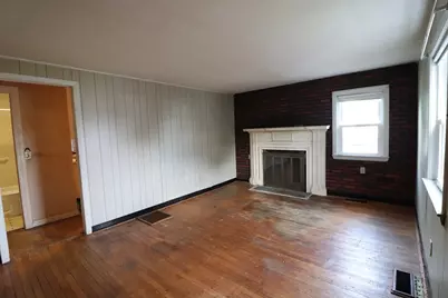 22 Windsor Rd, Beverly, MA 01915 - Photo 5