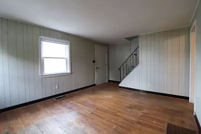 22 Windsor Rd, Beverly, MA 01915 - Photo 7