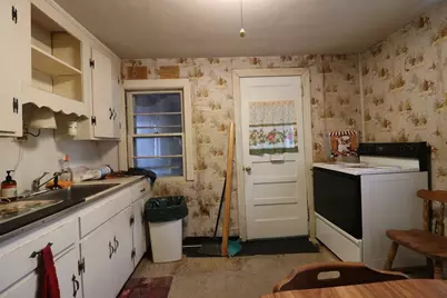 22 Windsor Rd, Beverly, MA 01915 - Photo 9