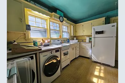 994 Pleasant St, Canton, MA 02021 - Photo 5