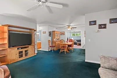 418 Webster St, Hanover, MA 02339 - Photo 15