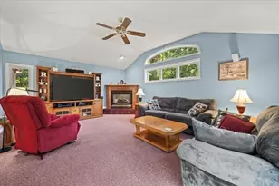 418 Webster St, Hanover, MA 02339 - Photo 39