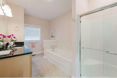14 Hathaway Pond Circle #14, Rochester, MA 02770 - Photo 17
