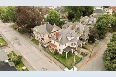 384-386 High St, Lowell, MA 01852 - Photo 3