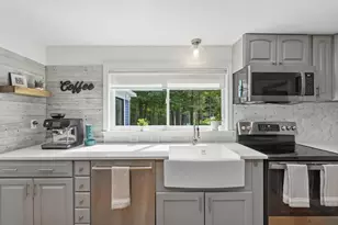 41 Rocky Ln, Medfield, MA 02052 - Photo 7