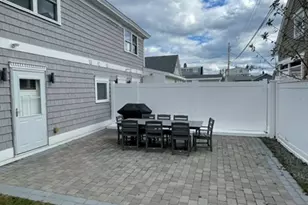 212 Bristol St, Seabrook, NH 03874 - Photo 11