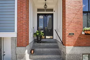 19 Salem St, Boston, MA 02129 - Photo 1