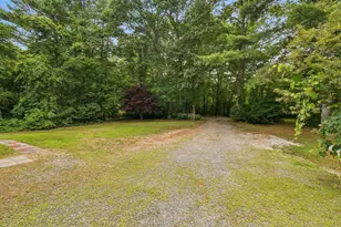 26 Foster St, Mattapoisett, MA 02739 - Photo 23