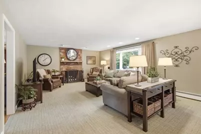 32 Pall Mall, Walpole, MA 02032 - Photo 9
