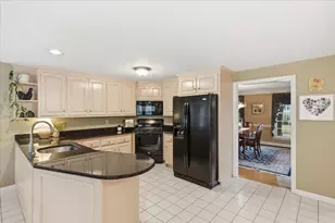 32 Pall Mall, Walpole, MA 02032 - Photo 13