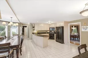 32 Pall Mall, Walpole, MA 02032 - Photo 17