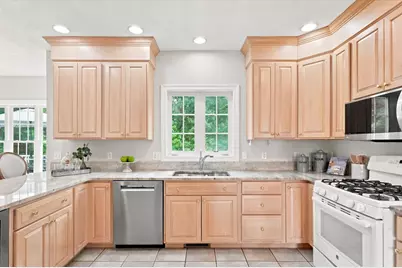247 Webster Woods Ln, North Andover, MA 01845 - Photo 5