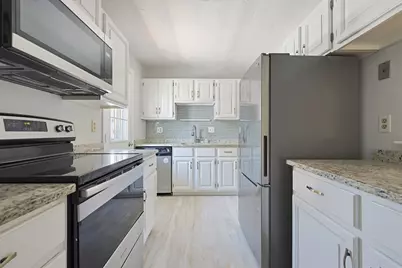 425 Main Street #9D, Hudson, MA 01749 - Photo 3