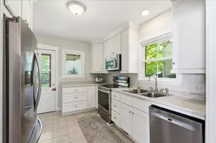 14 Boardman St, Westborough, MA 01581 - Photo 9