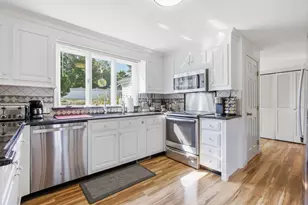 2 Russell Rd, Lynnfield, MA 01940 - Photo 15