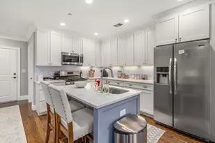 136 Sydney St, Boston, MA 02125 - Photo 9