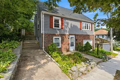 28 Preston St, Malden, MA 02148 - Photo 1