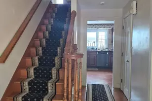 9 South St, Upton, MA 01568 - Photo 5