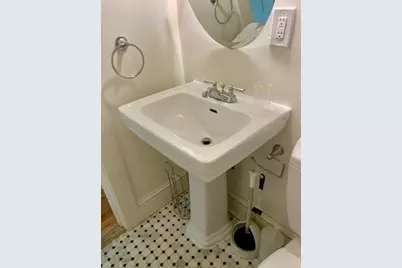 174 Bay State Road #2F, Boston, MA 02215 - Photo 5