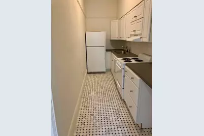 174 Bay State Road #2F, Boston, MA 02215 - Photo 3