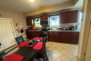 18 Taylor Ave, Brockton, MA 02302 - Photo 7