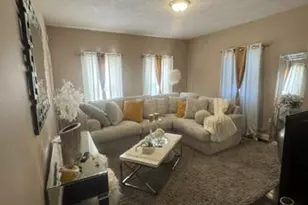 18 Taylor Ave, Brockton, MA 02302 - Photo 3