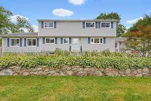 32 Falcon St, Worcester, MA 01603 - Photo 1