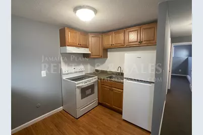 15 Pinedale Rd #4, Boston, MA 02131 - Photo 3