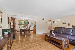 61 Hemlock Dr, Attleboro, MA 02703 - Photo 5