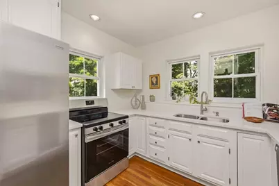 42 Lewis Ave #42, Arlington, MA 02474 - Photo 9