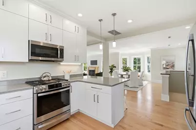 130 Mount Auburn St #130, Watertown, MA 02472 - Photo 9