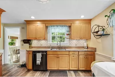 320 Alpine Dr, Southbridge, MA 01550 - Photo 11