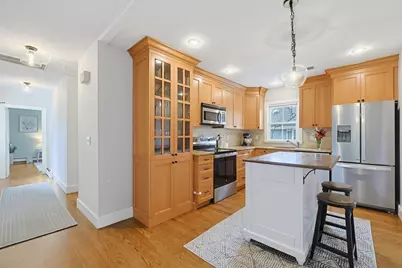 89 May St #4, Needham, MA 02492 - Photo 1