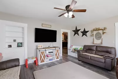 15 Juniper St, Winchendon, MA 01475 - Photo 7