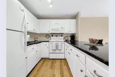 11 Church Street #G14, Salem, MA 01970 - Photo 7