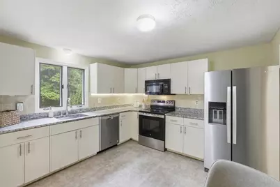 51 Hosmer St, Acton, MA 01720 - Photo 9