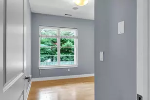 25 Wheeler St, Cambridge, MA 02138 - Photo 11