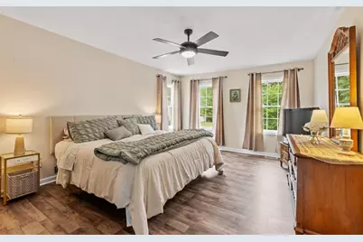 2 Ture Ln, Holbrook, MA 02343 - Photo 5