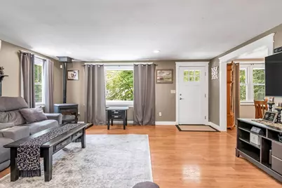 2 Gates Ln, Millbury, MA 01527 - Photo 15