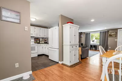 2 Gates Ln, Millbury, MA 01527 - Photo 17